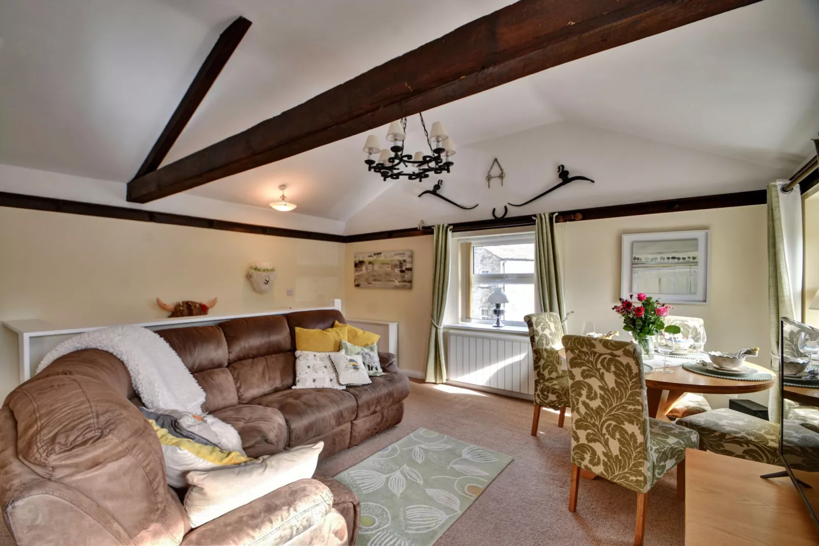 Dales Barn Top-Living room