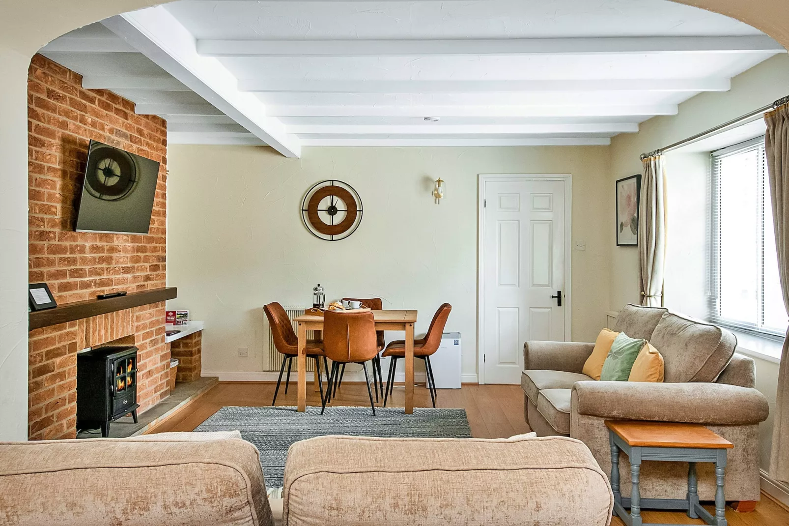 Rosedale Hall Cottage-Living room