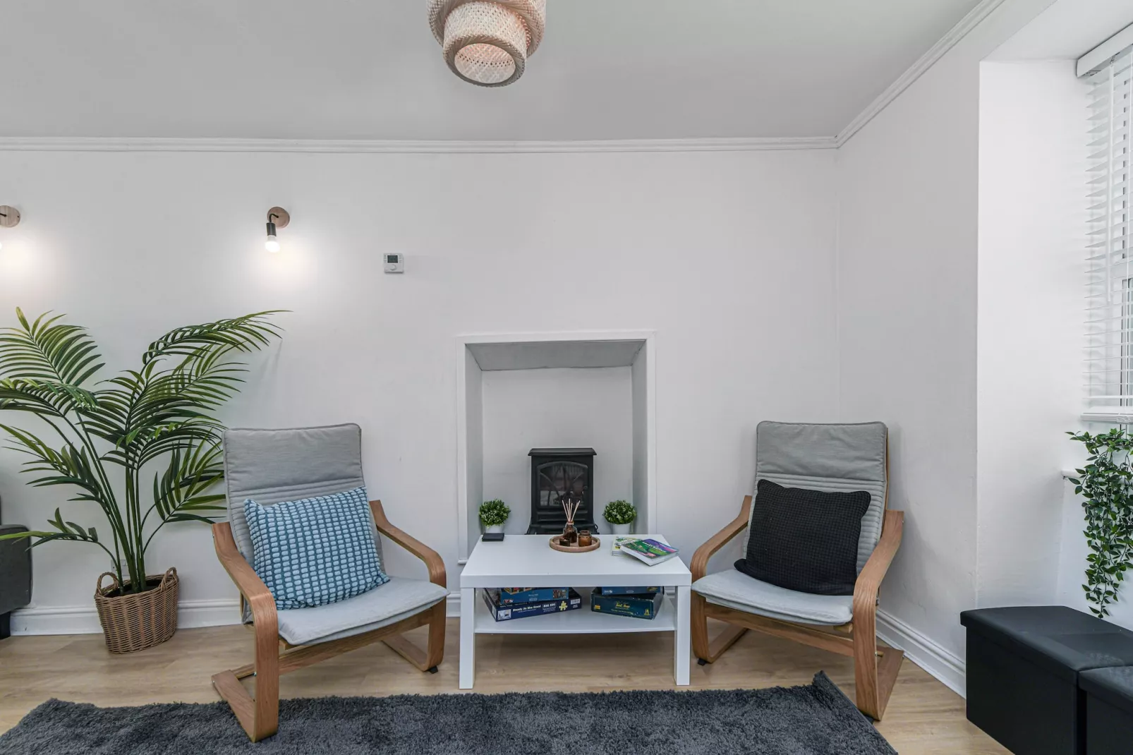 The Moelwyn-Living room