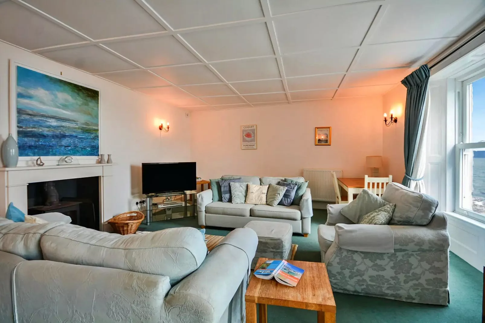 Rock House, Kingsand-Living room