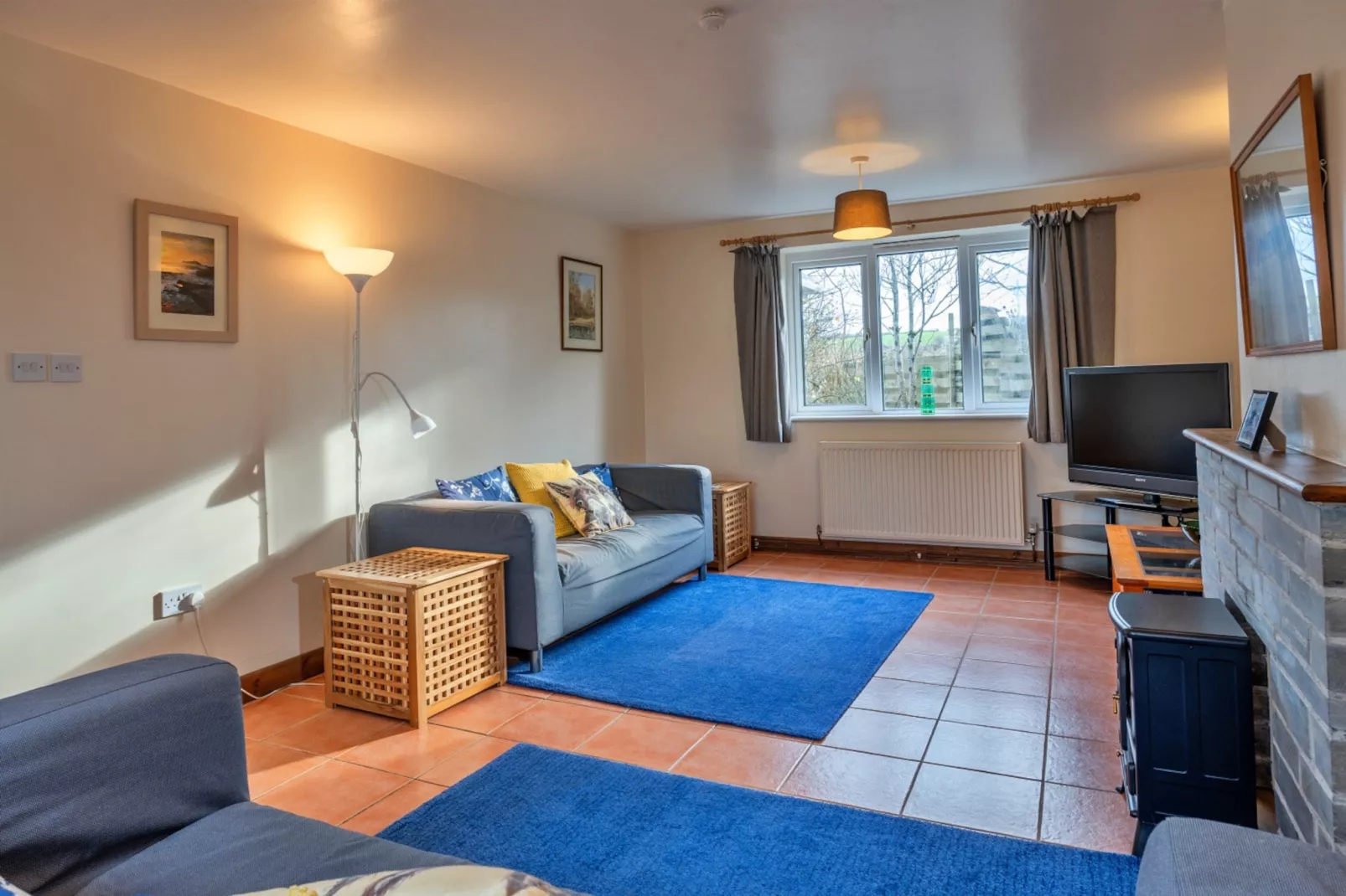 No.1 Gladys' Orchard-Living room