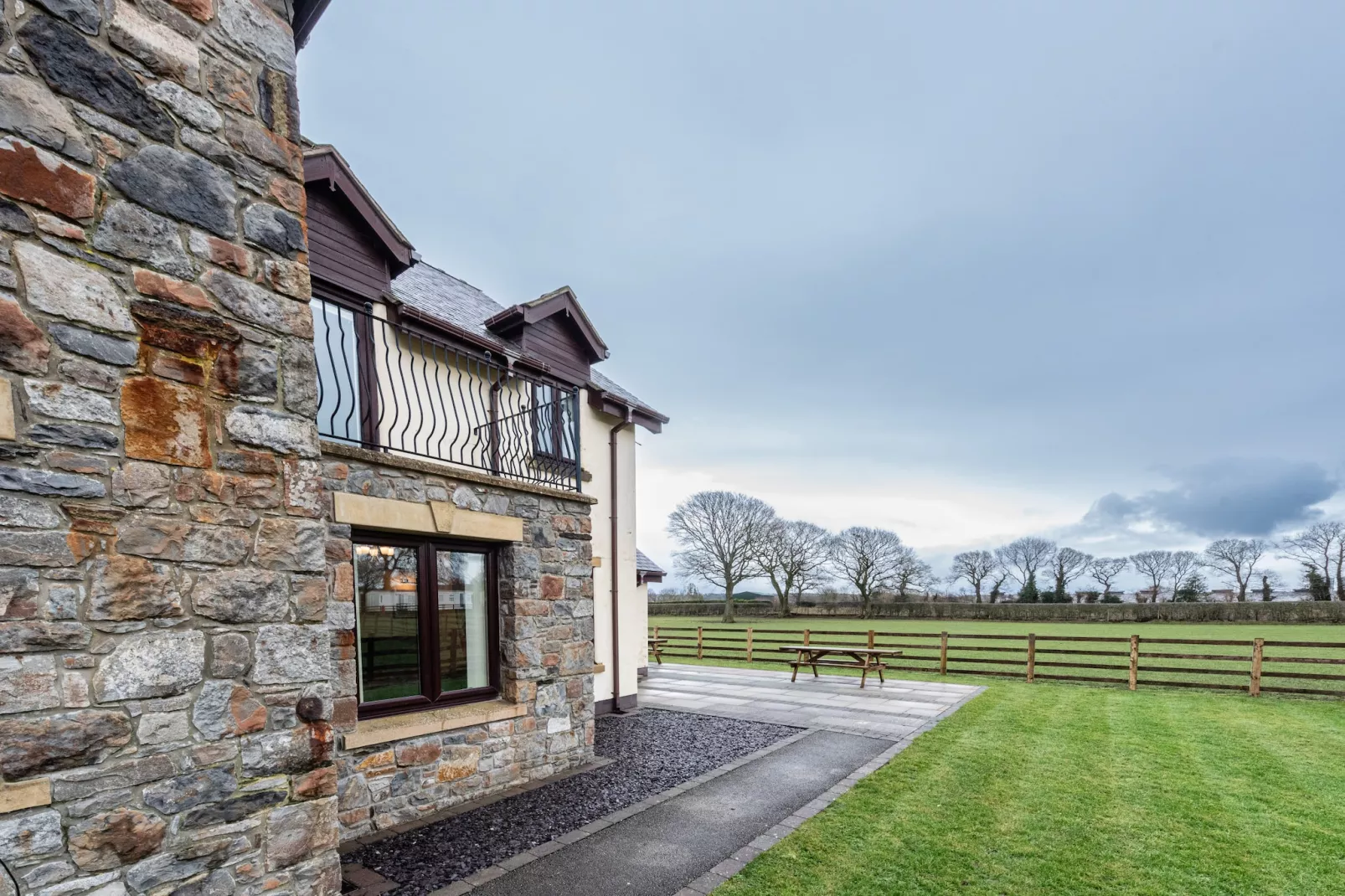 Groes Faen Bach Farmhouse