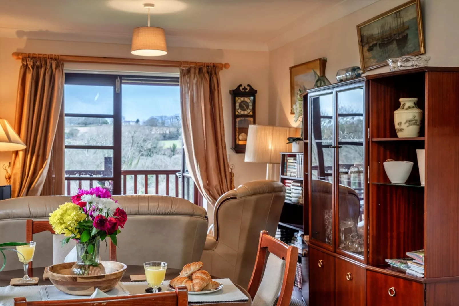 Orchard View-Wohnzimmer