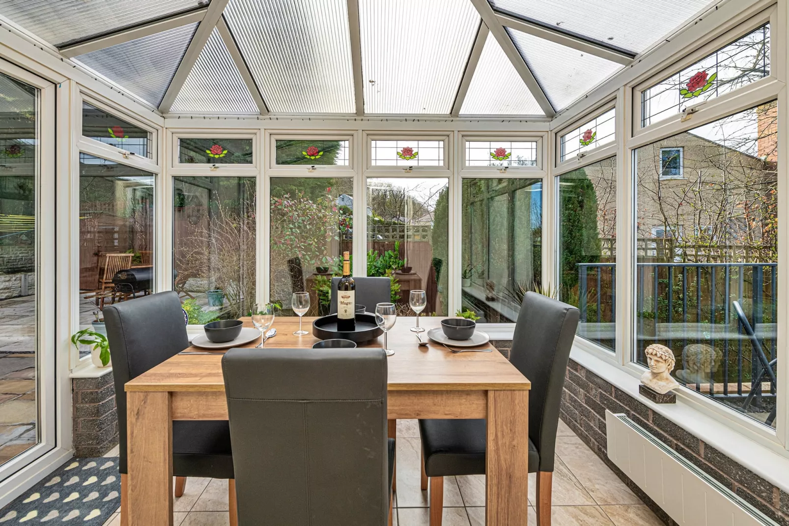 Cesail Y Mynydd-Dining room