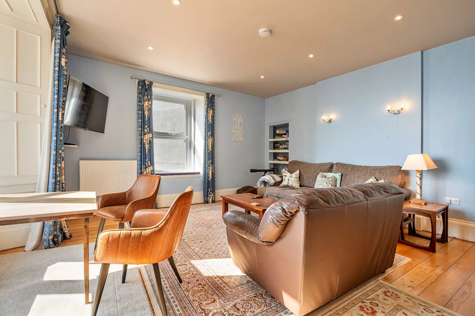 Waters Edge at Gadlys House-Living room