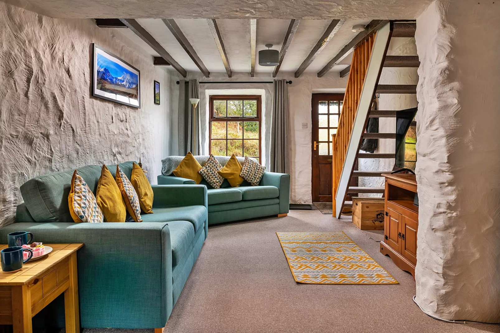 Harp House-Living room