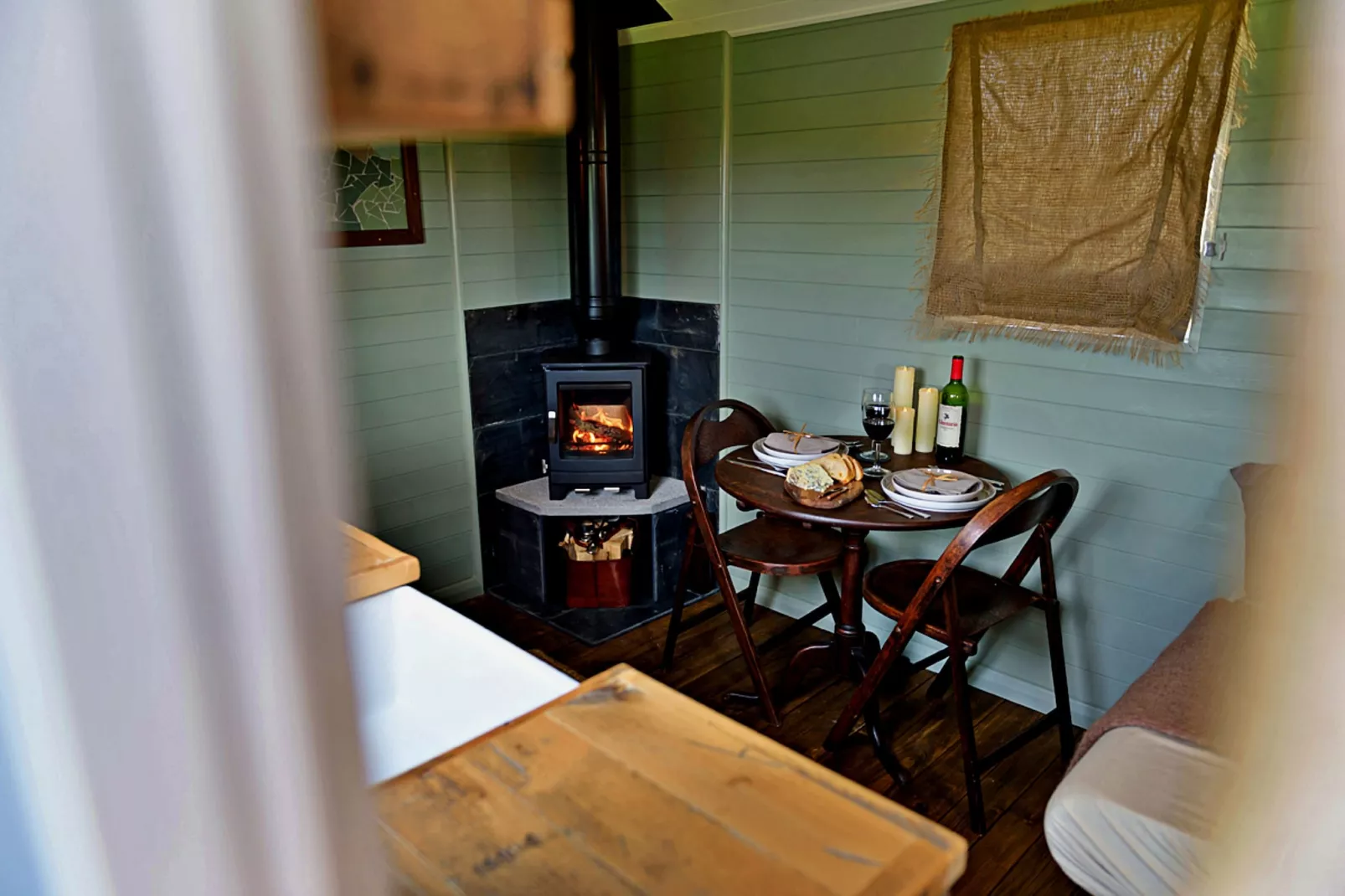 'Joan' Shepherds Hut-Esszimmer