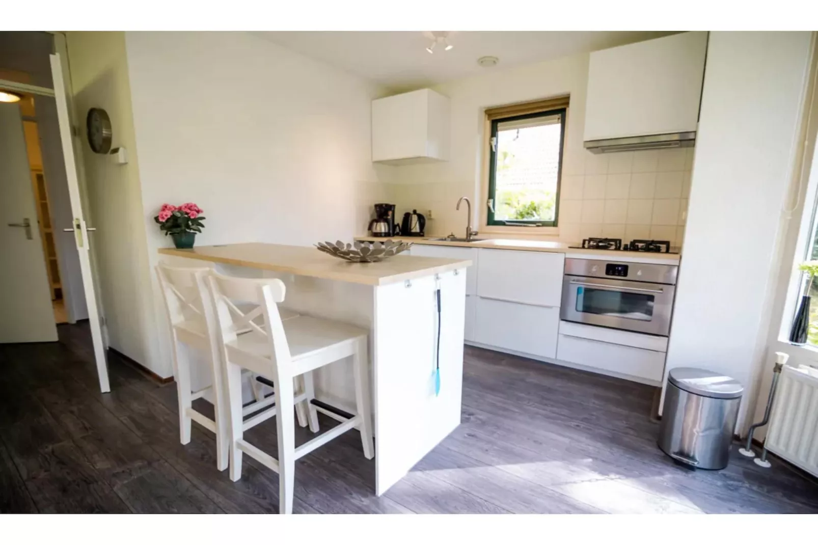 4-persoons stenen bosvilla-Kitchen