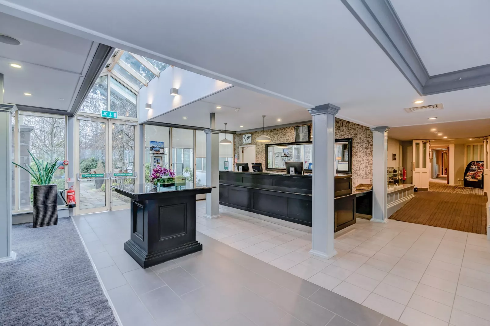Landmark Delx Double-Reception hall