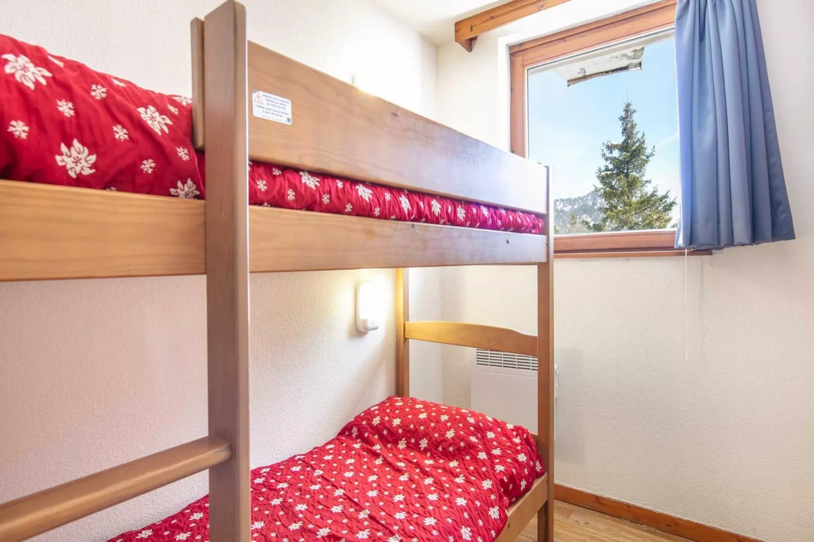 V du Bachat Arolles A n°26 - 2P4-Schlafzimmer