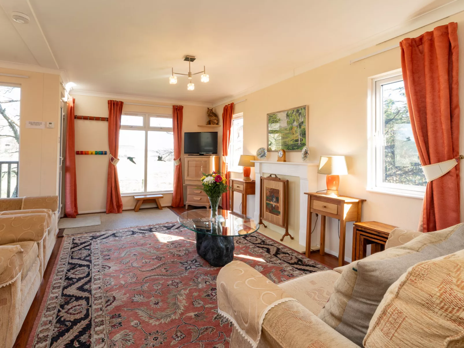 Capercaillie Lodge-Inside