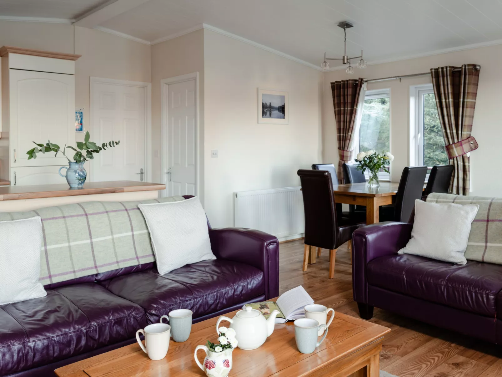 Sandpiper Lodge-Inside