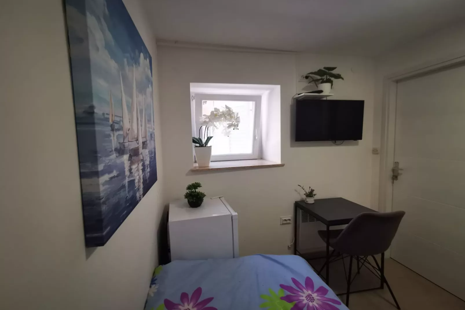 Sea View Holiday Home Umag - Three Bedroom Holiday Home-Bedroom