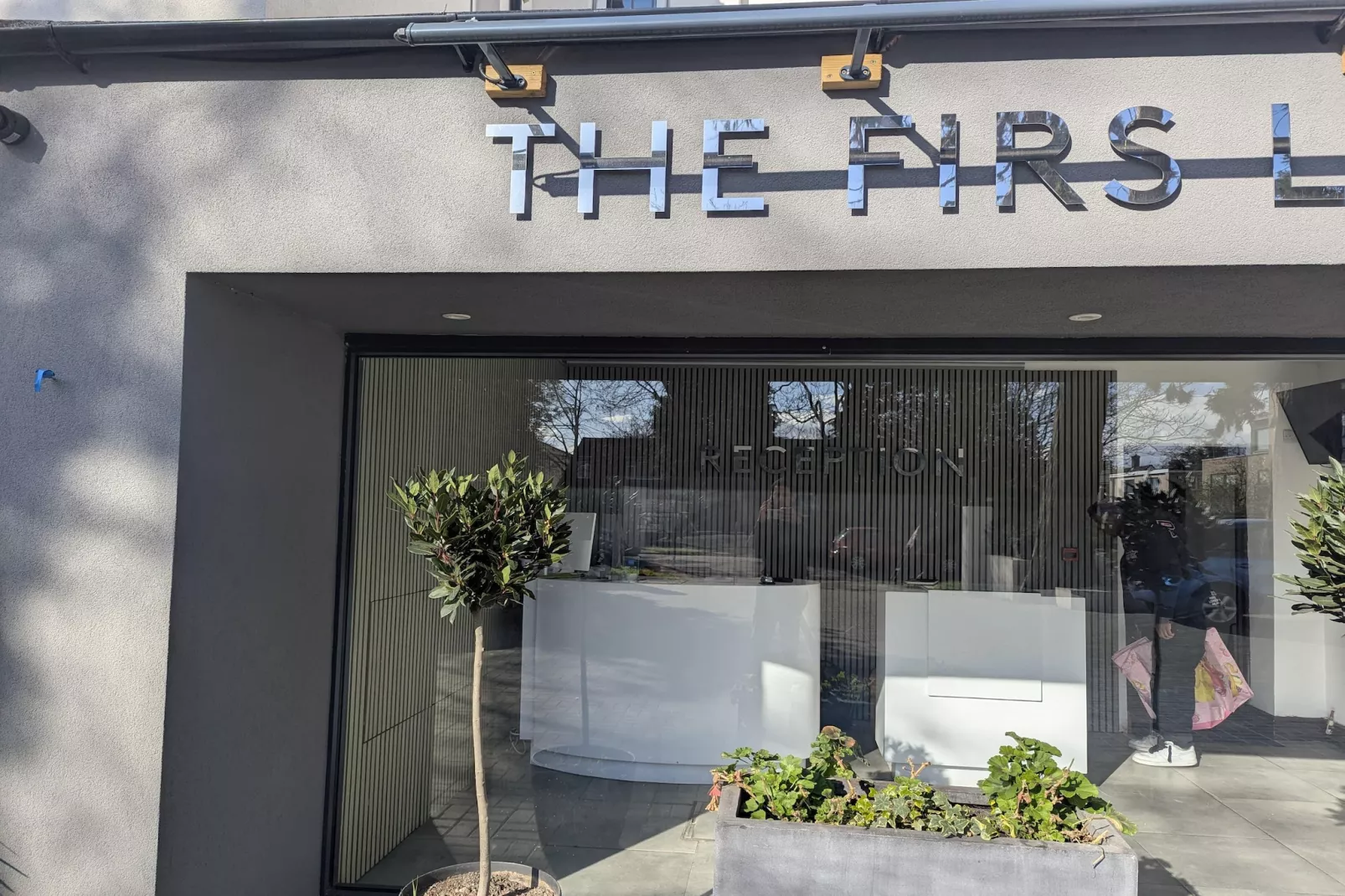 Firs Sta Single-Exterior summer