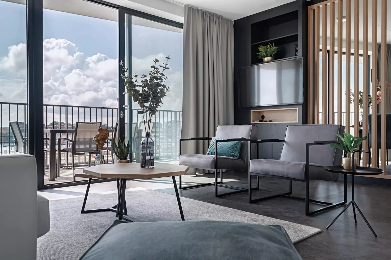Breskens Apartments & Penthouses 10-Living room