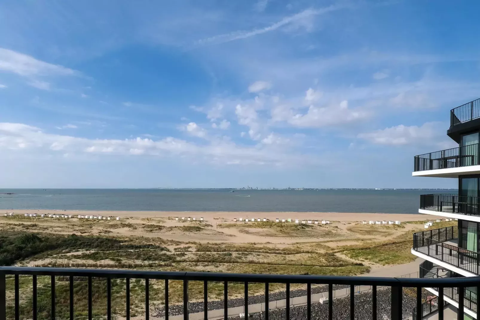 Pharos Sea Wave Panorama 16-Exterior summer