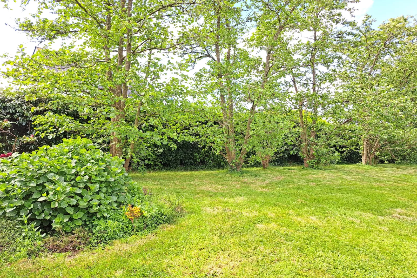Ferienhaus in Strandnähe Plouarzel-Gardens summer