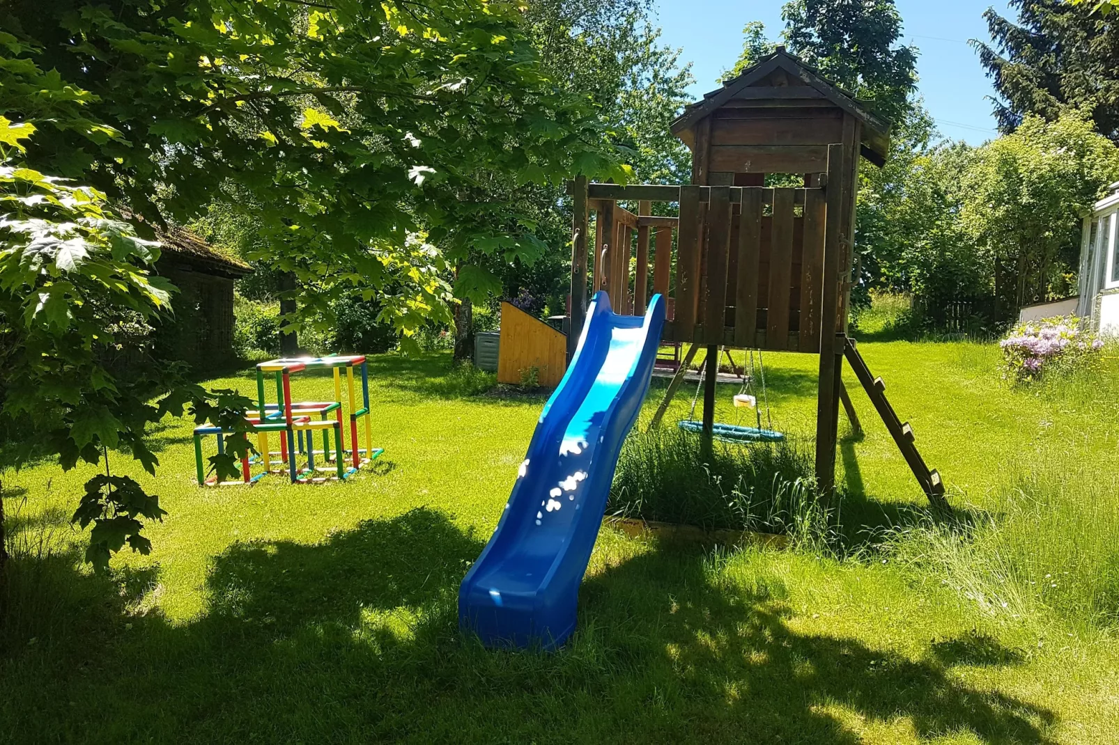 Zauberberg-Gardens summer