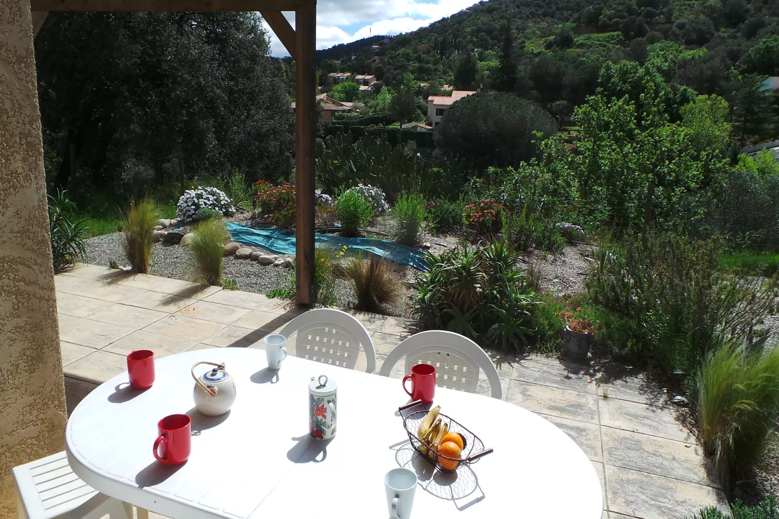 La maison Mer et Thermes-Gardens summer