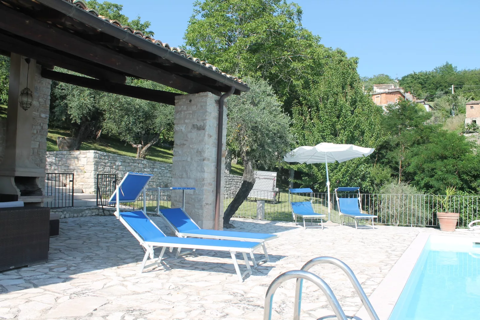 Oleandro 2-Pool