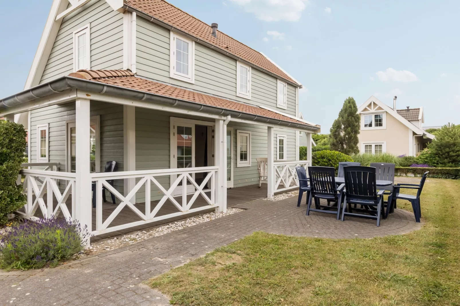 Vakantiepark De Heeren van 's Gravensande 2-Terrace balcony