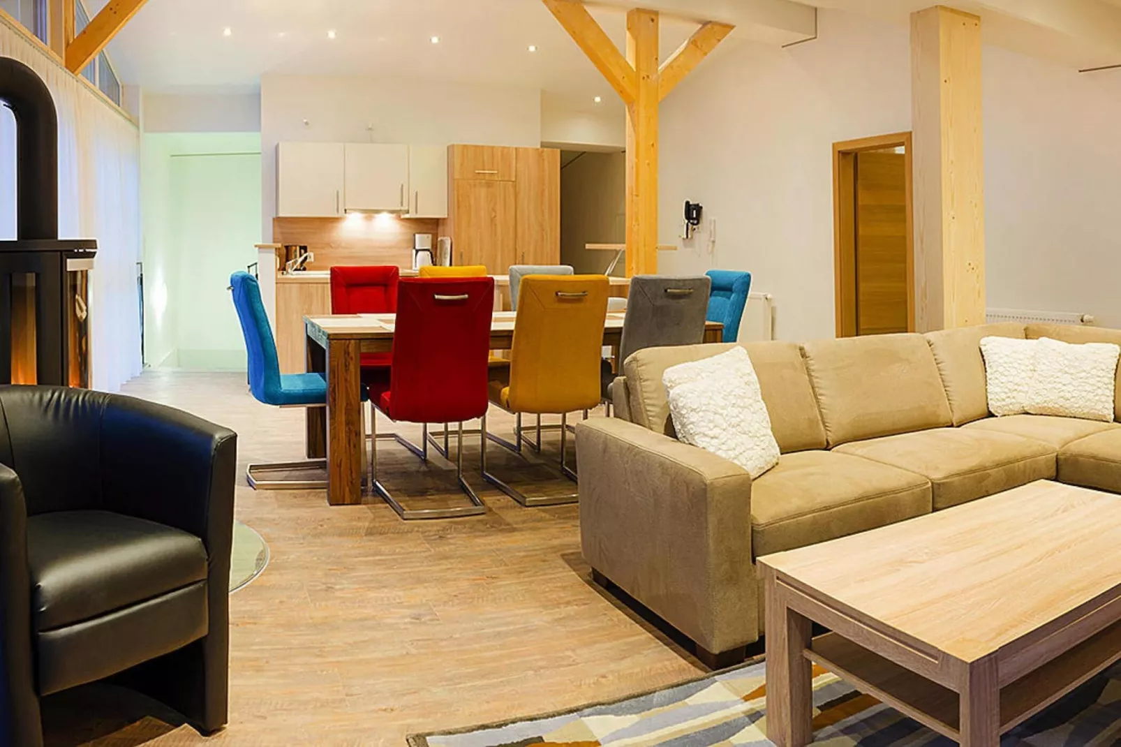 Brunner Apartments-Living room