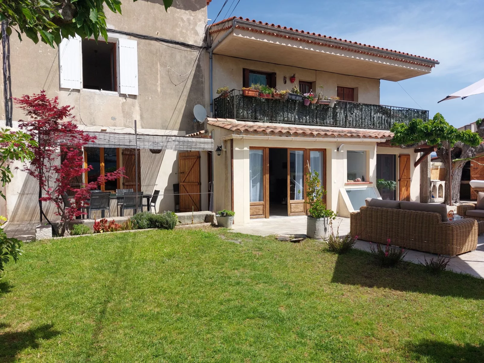 La Bastide Neuve-Draußen