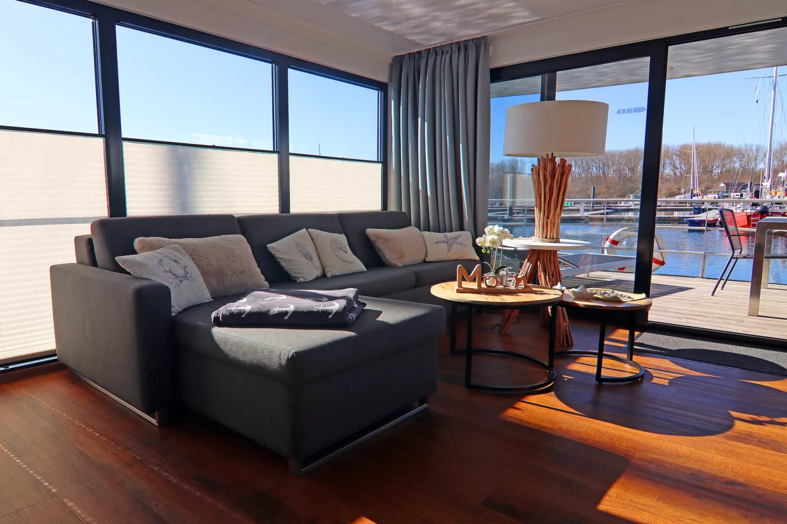 Hausboot Familiy & Friends LP 1 / 3 Personen-Living room