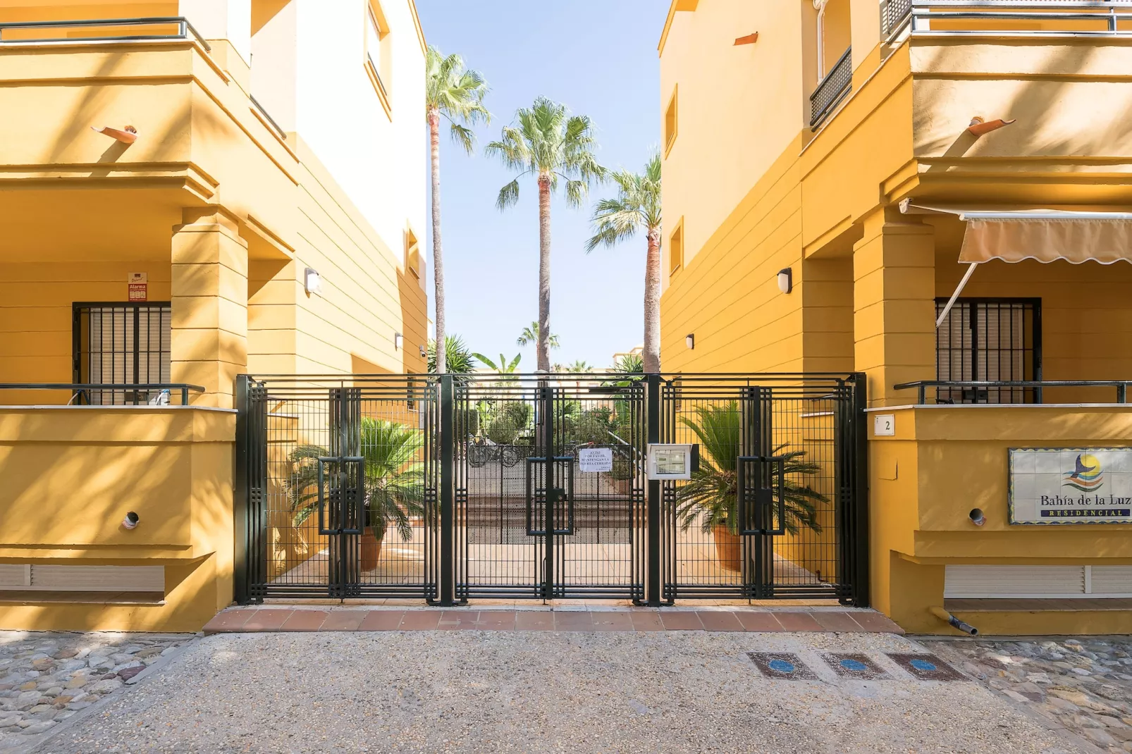 Bahia De La Luz-Exterior summer
