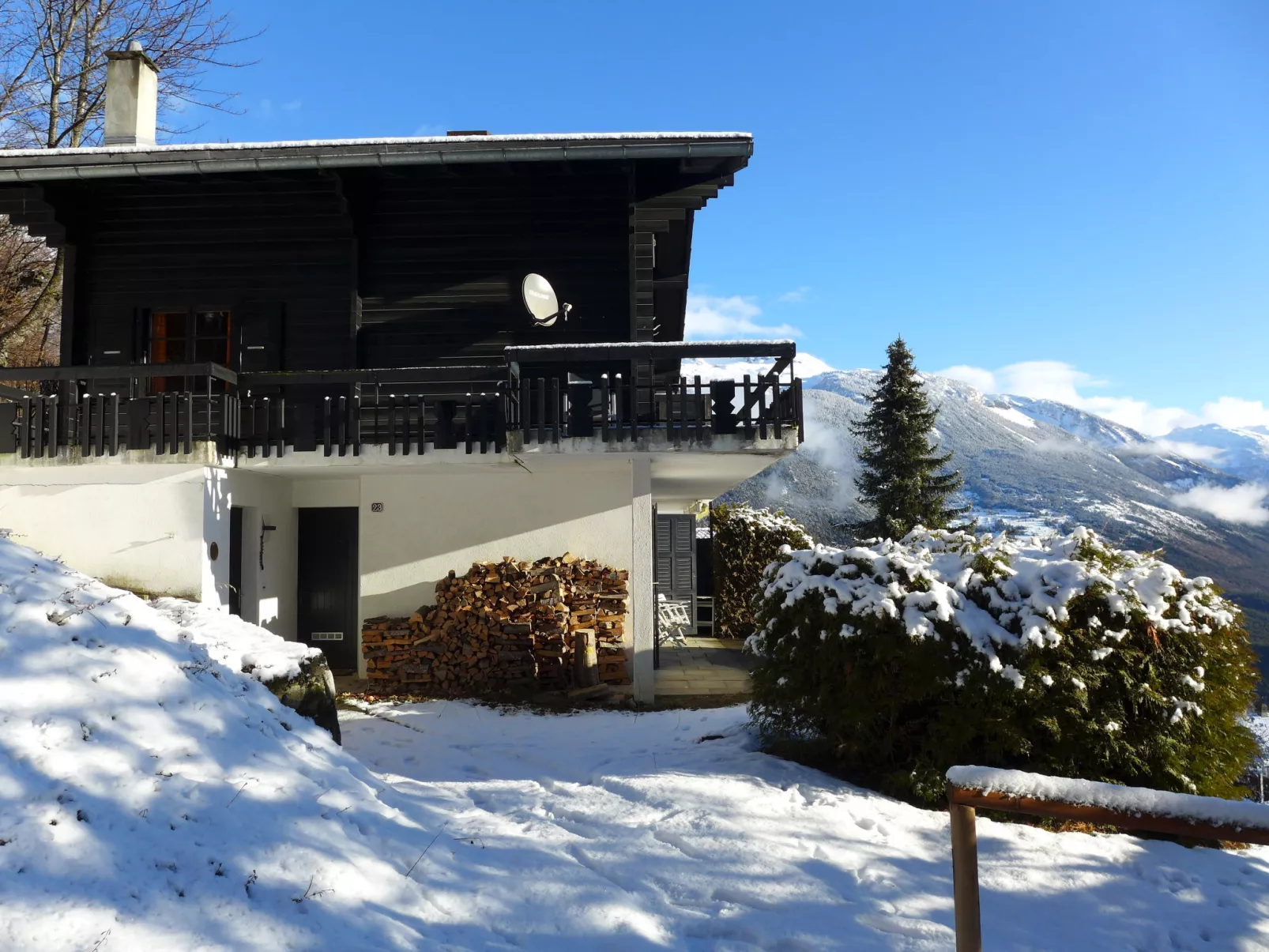 Chalet Sans Nom-Draußen