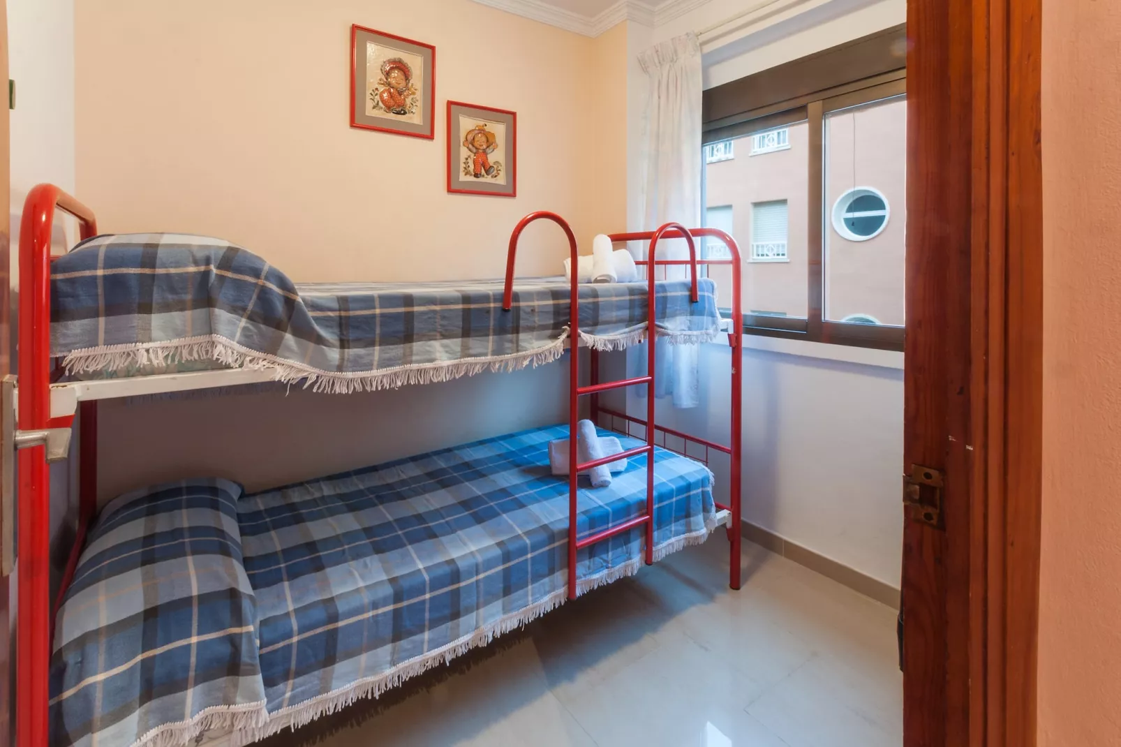 Sirena-Bedroom