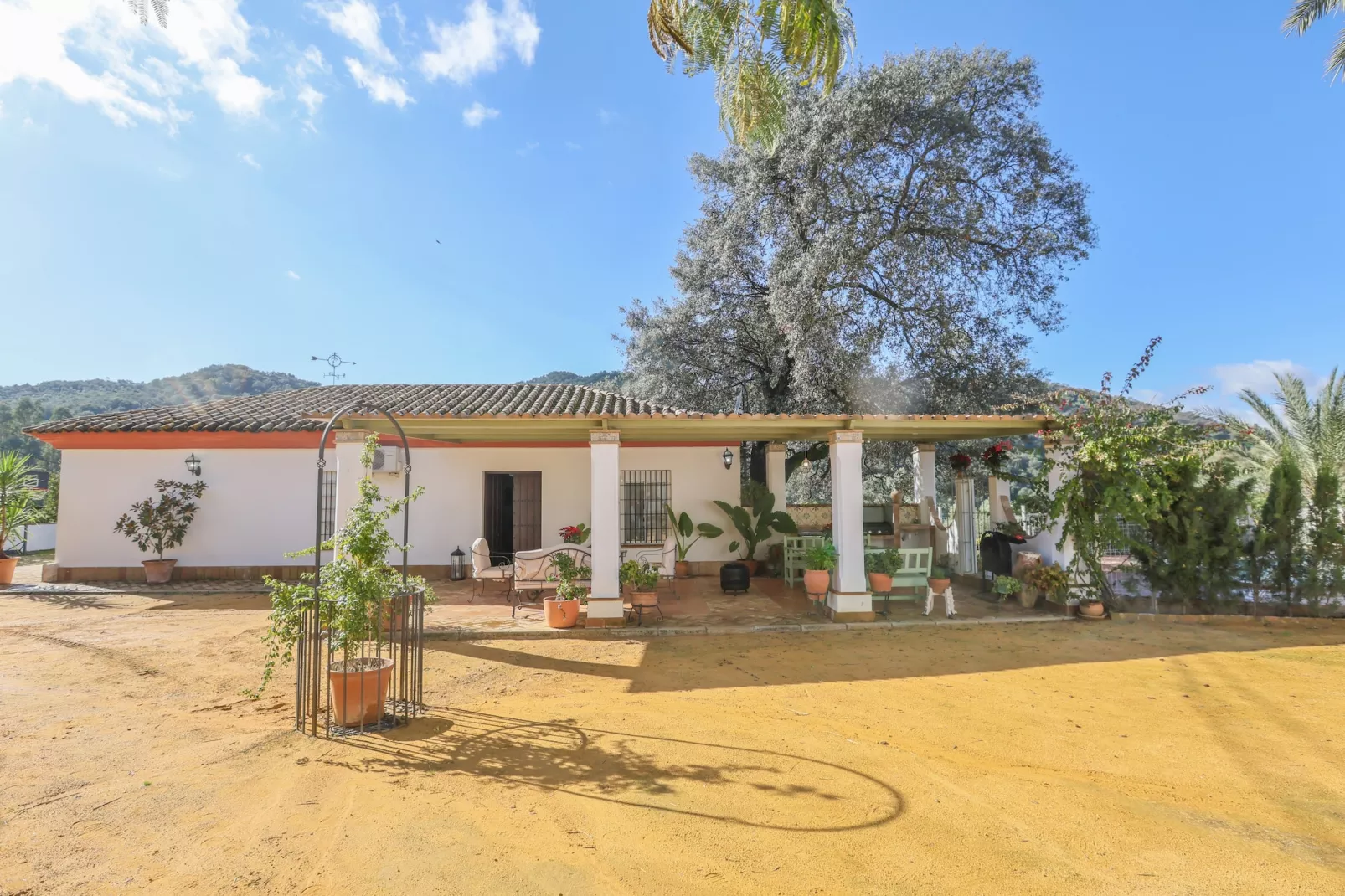 Casa Rural Los Menestrales-Exterior summer