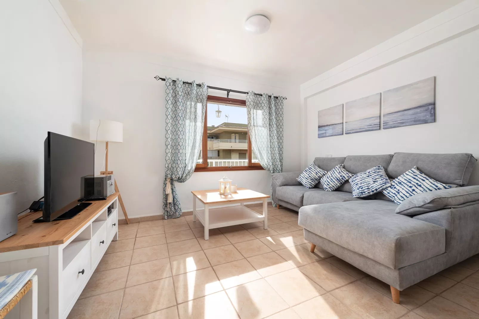 Can Miquelet-Salon