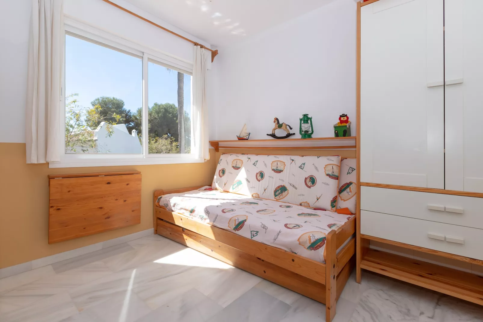 Lunamar-Living room