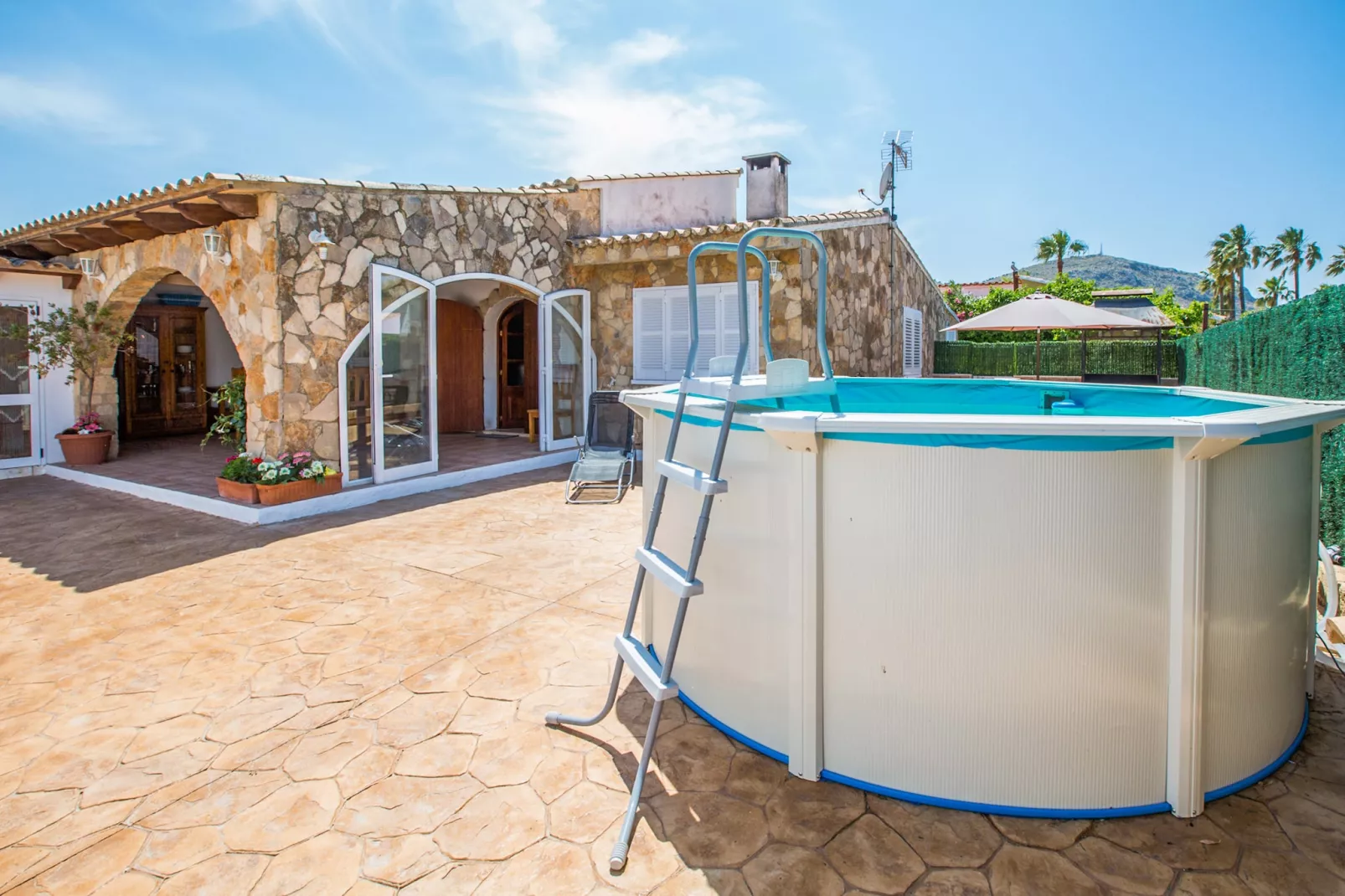 Can Rovet-Pool