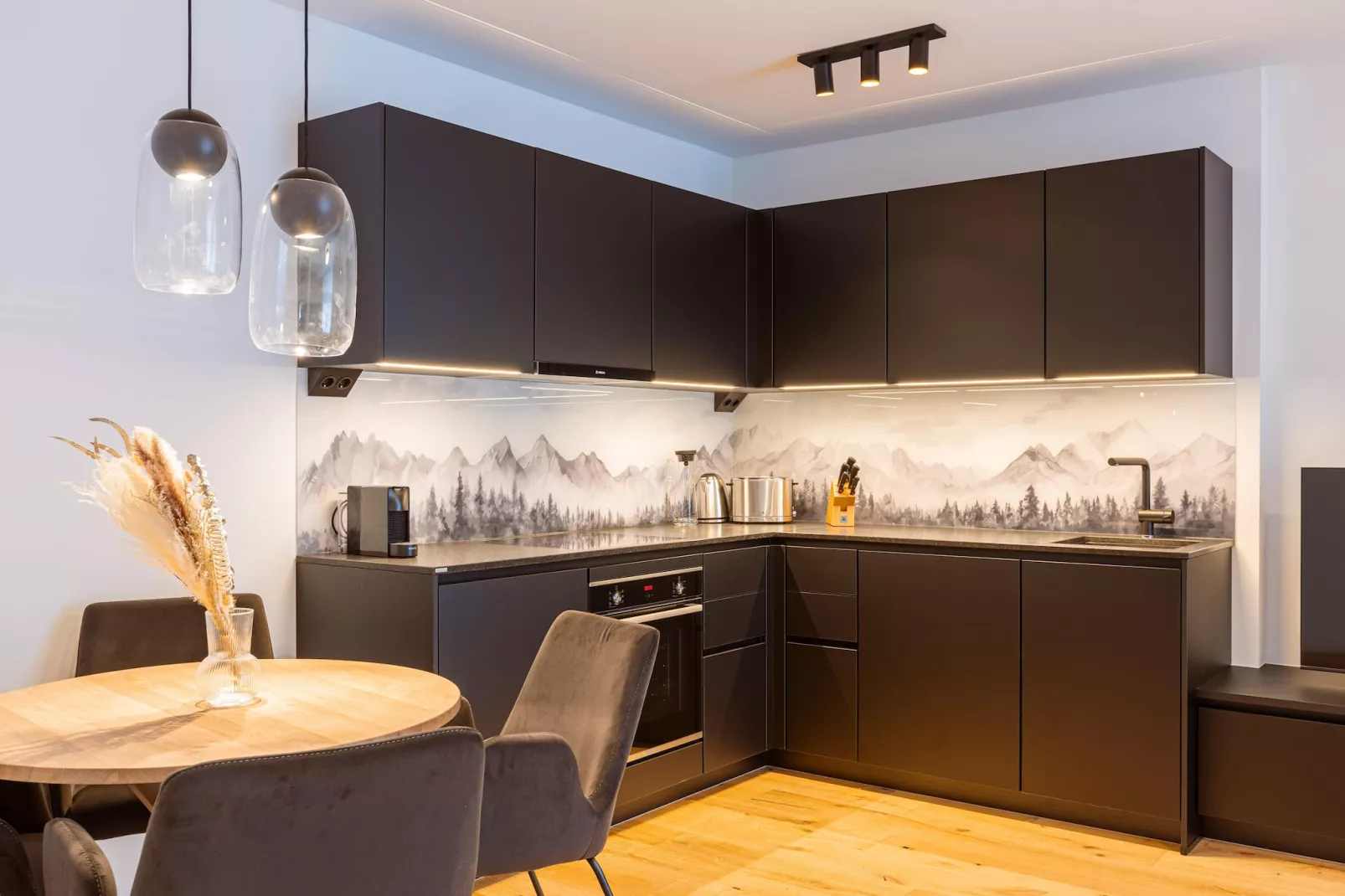 Fiss Suites 4-Kitchen