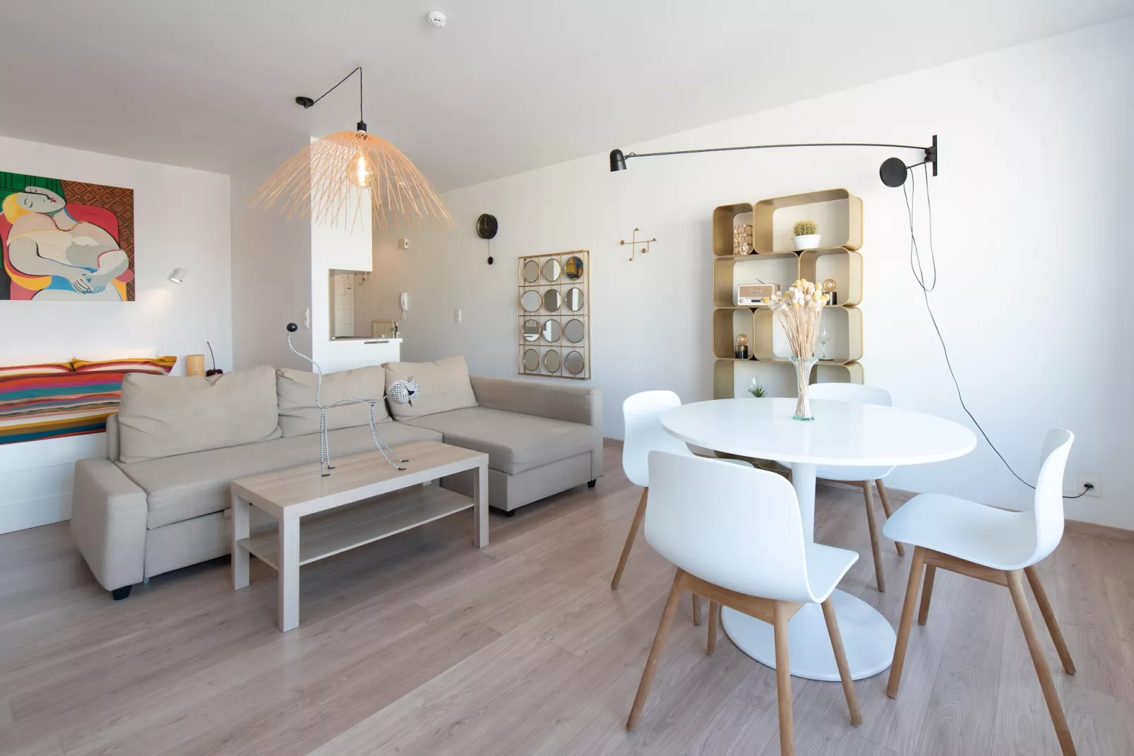 Auriga-Living room
