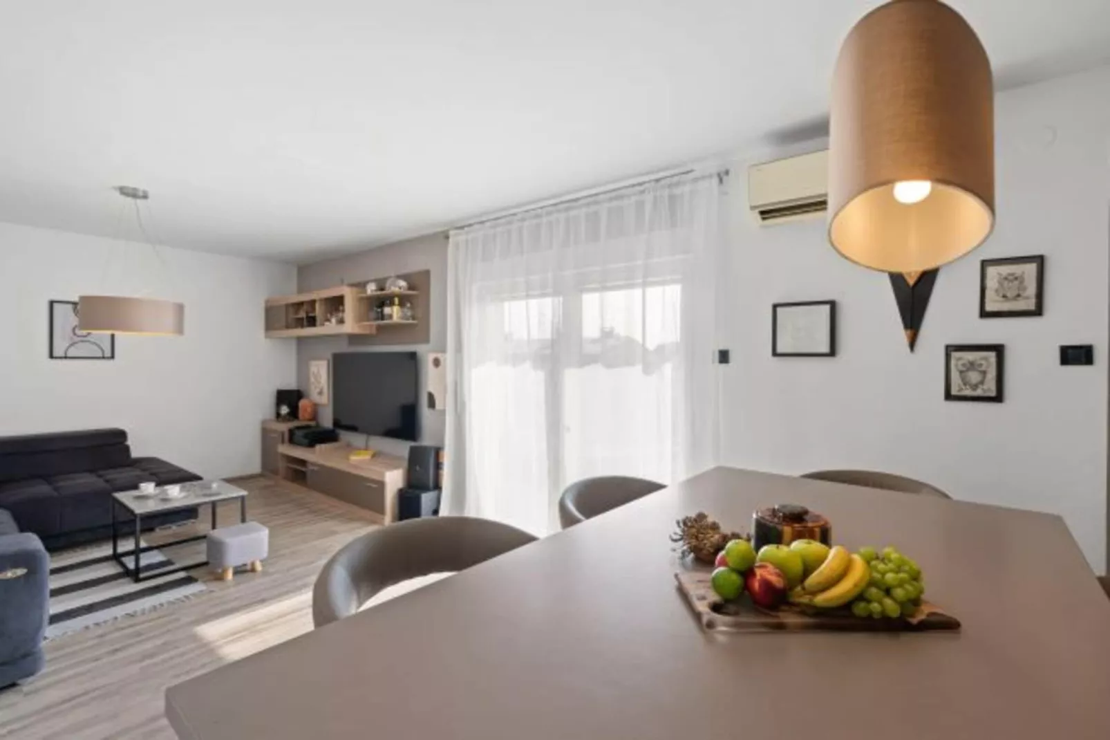 Premium Apartment Seaview-Dining room