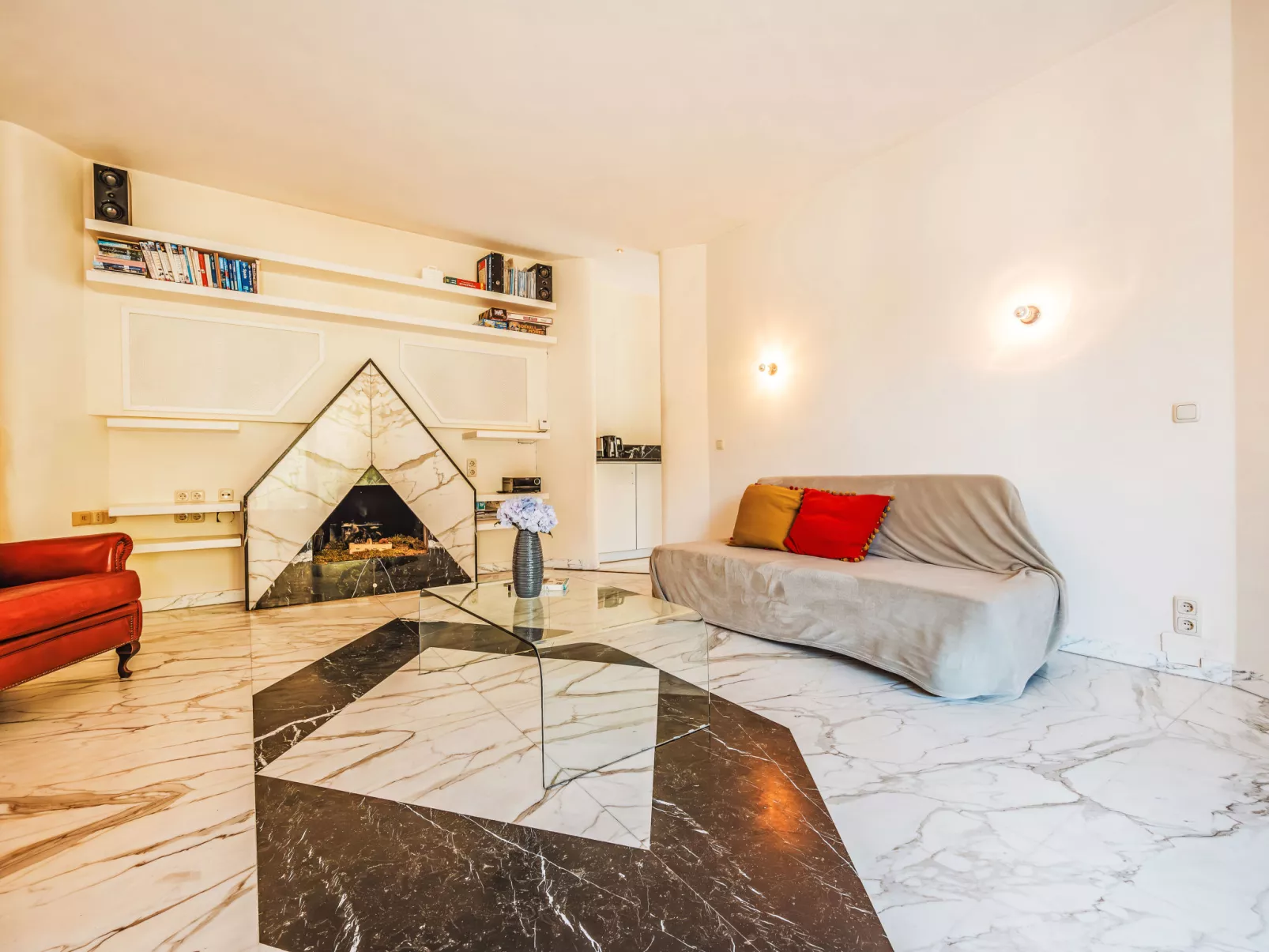 Villa Hiss-Inside