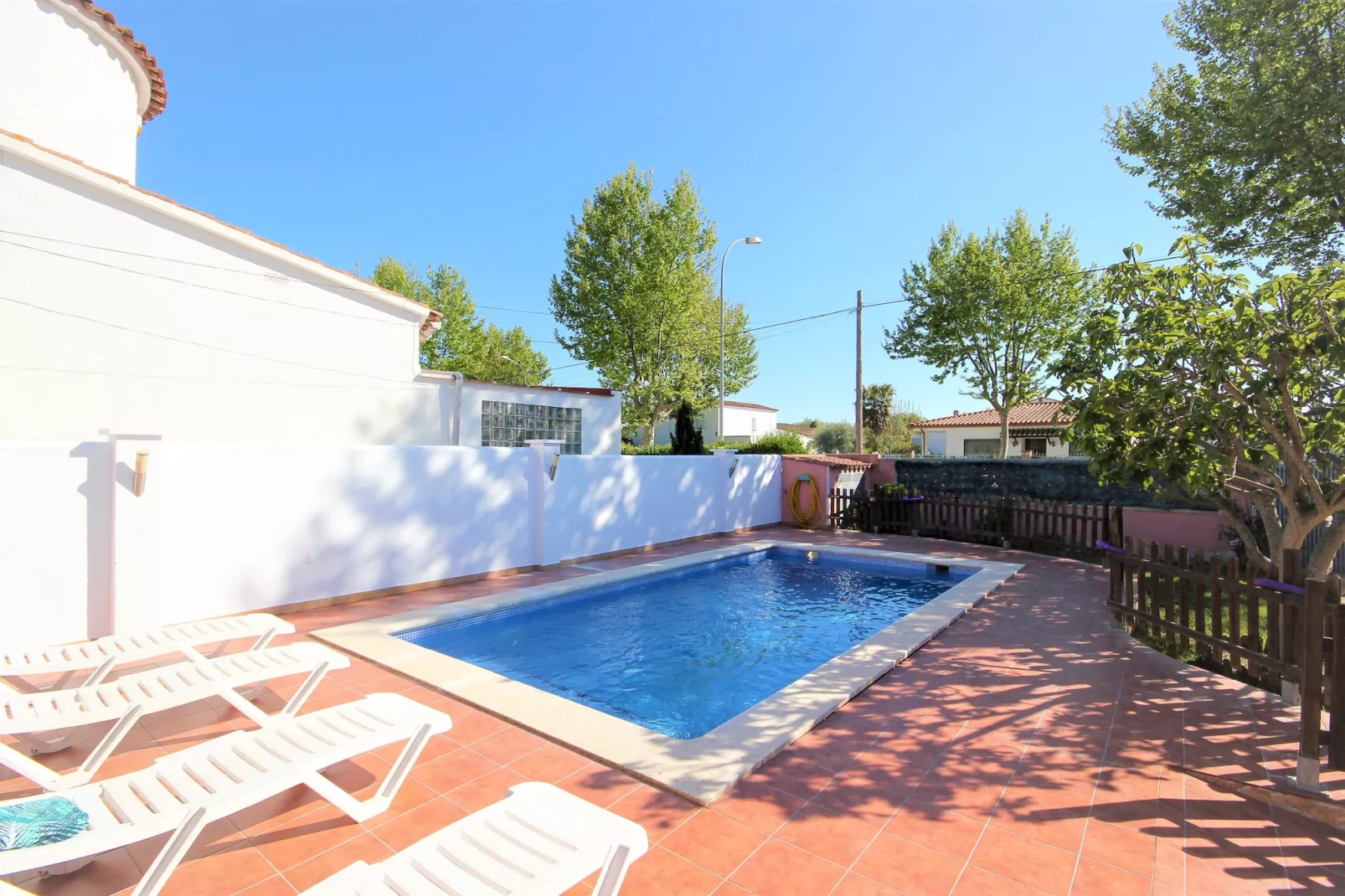 VILLA REQUESENS 139 B Empuriabrava-Pool