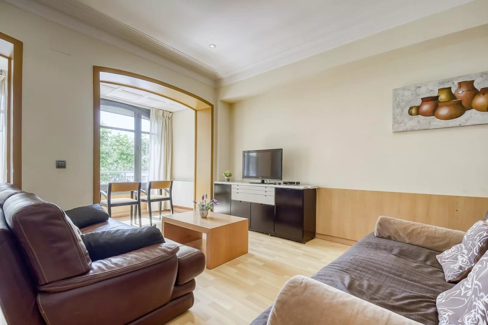 P.C. MESTRAL 1  1 Roses-Living room