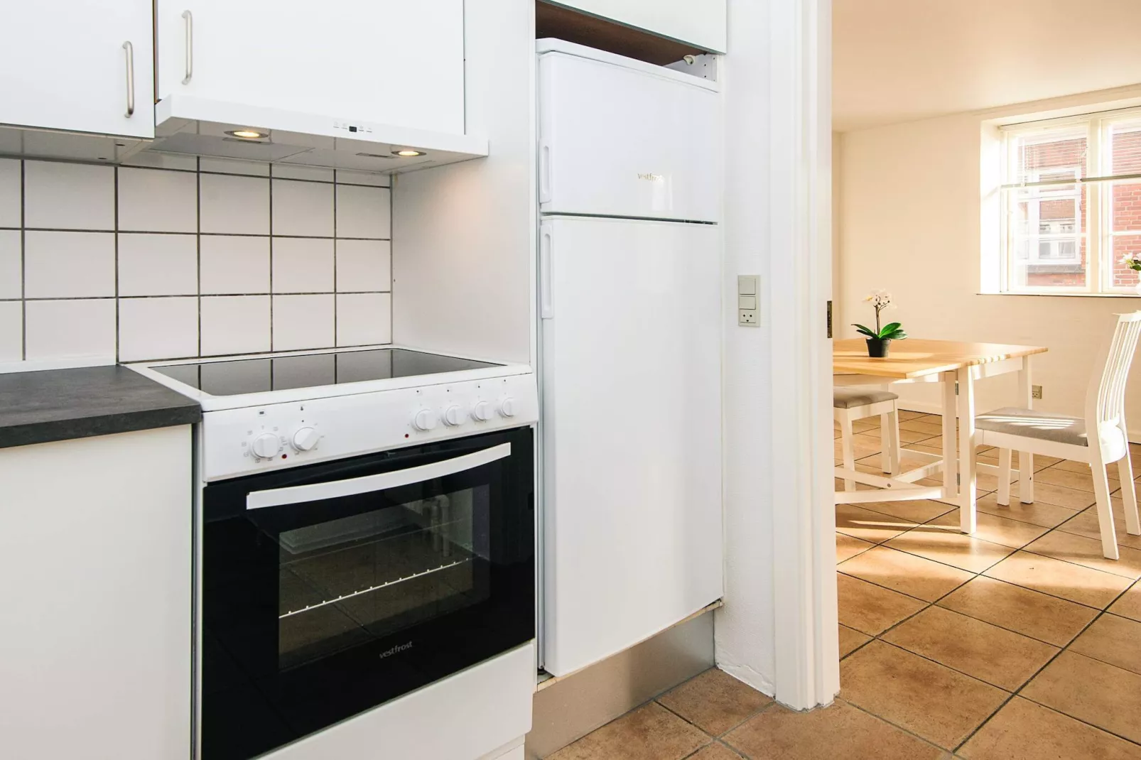 Apartment, 250m from coast-Indoor