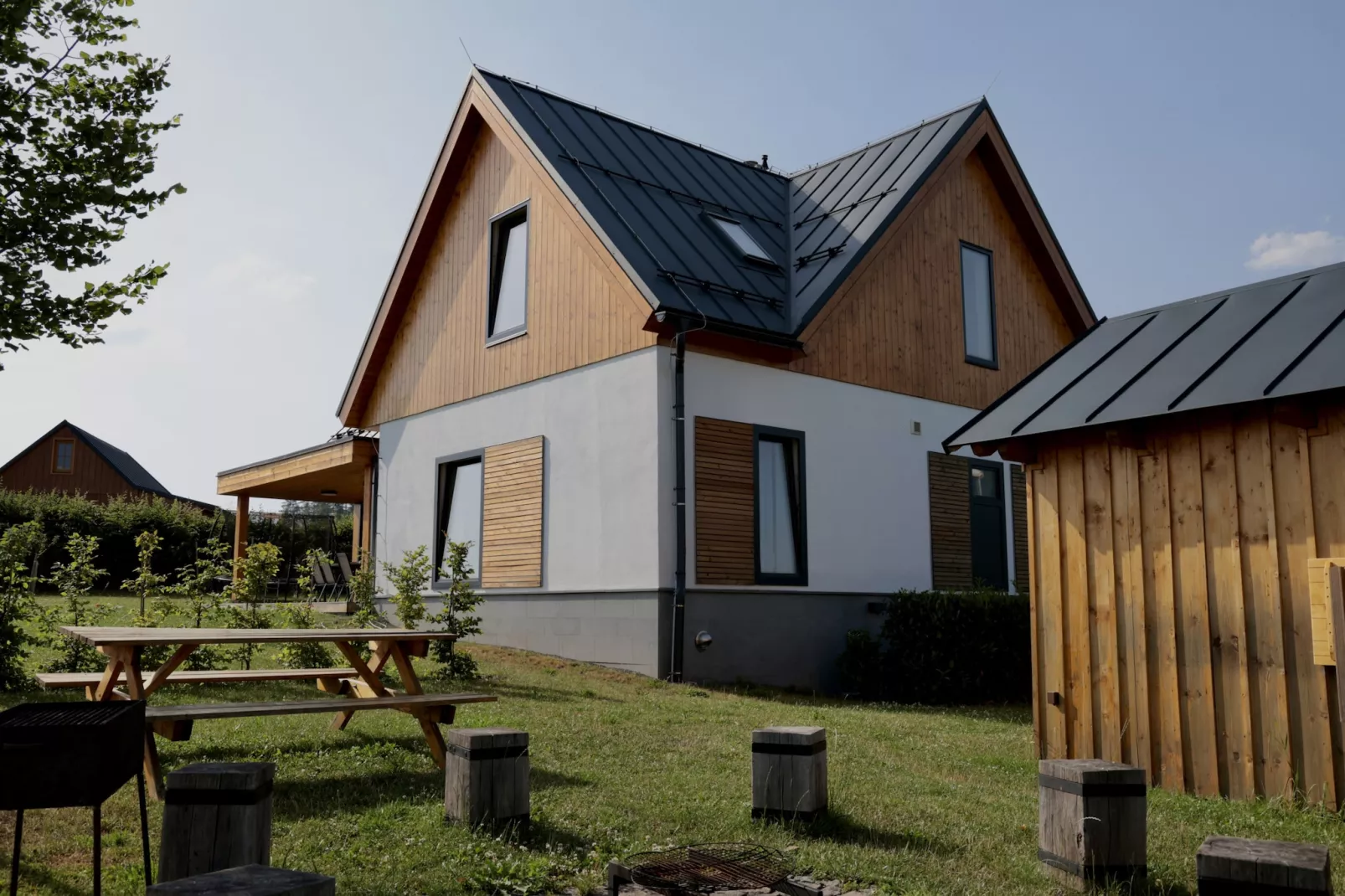 Villa Cerny Dul KCB075-Exterior summer