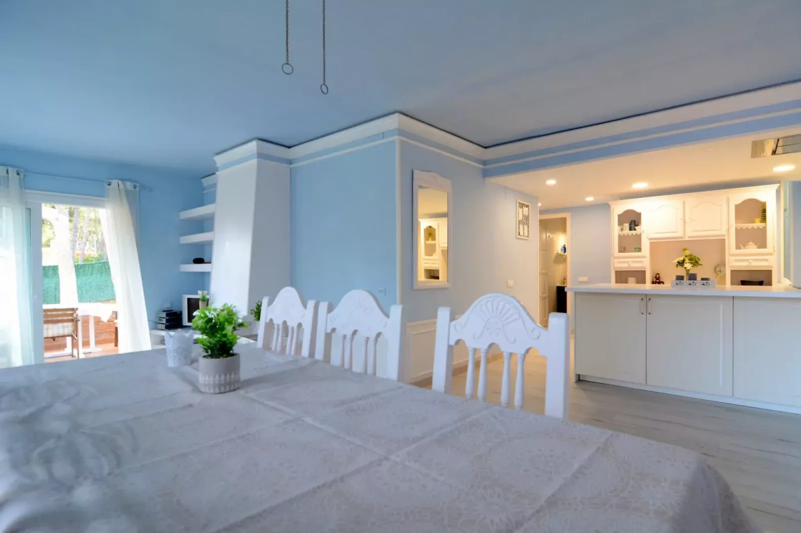 VILLA PEPITA BLUE-Dining room