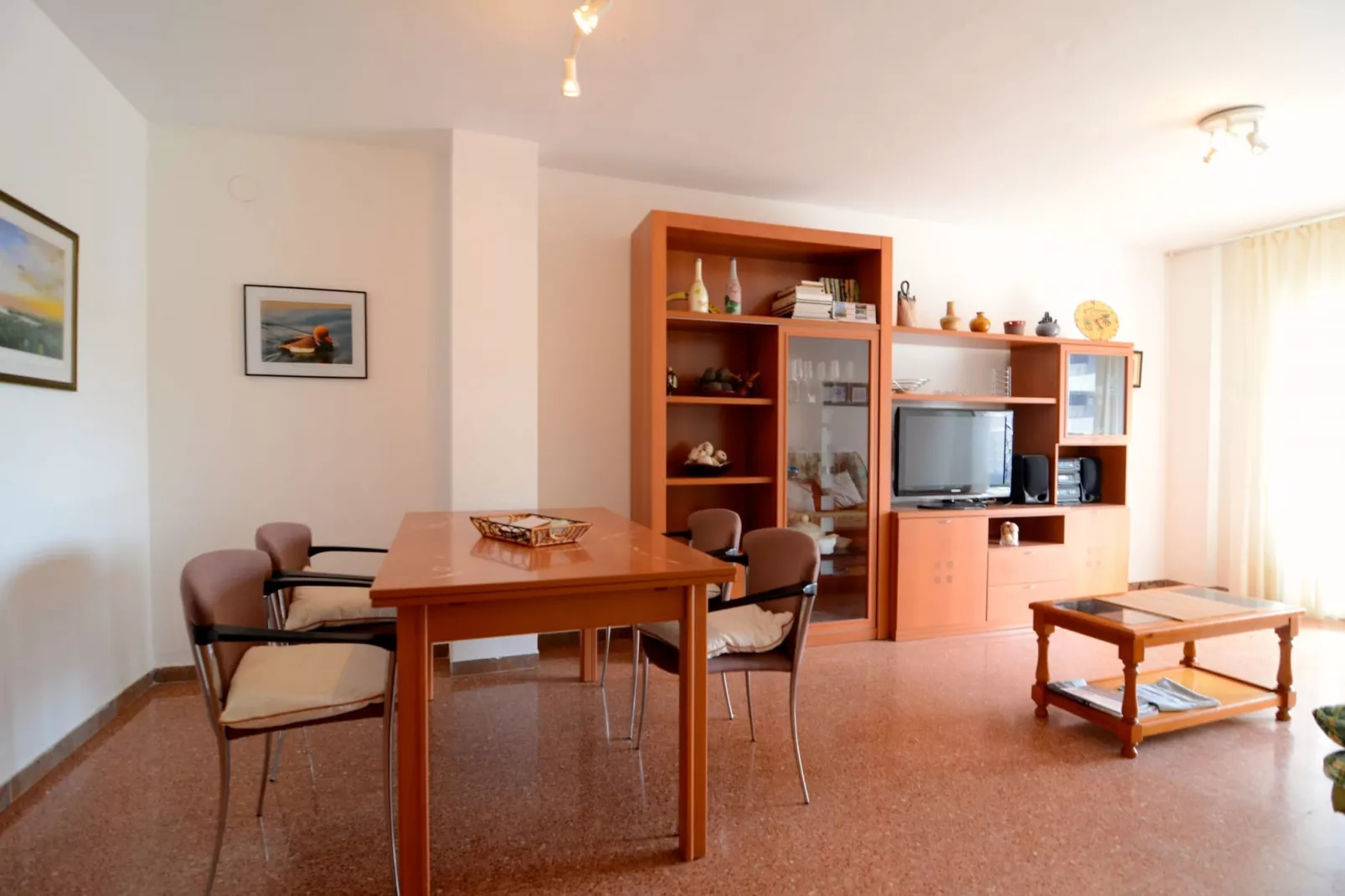 ROCAMAURA III 3-6-Dining room