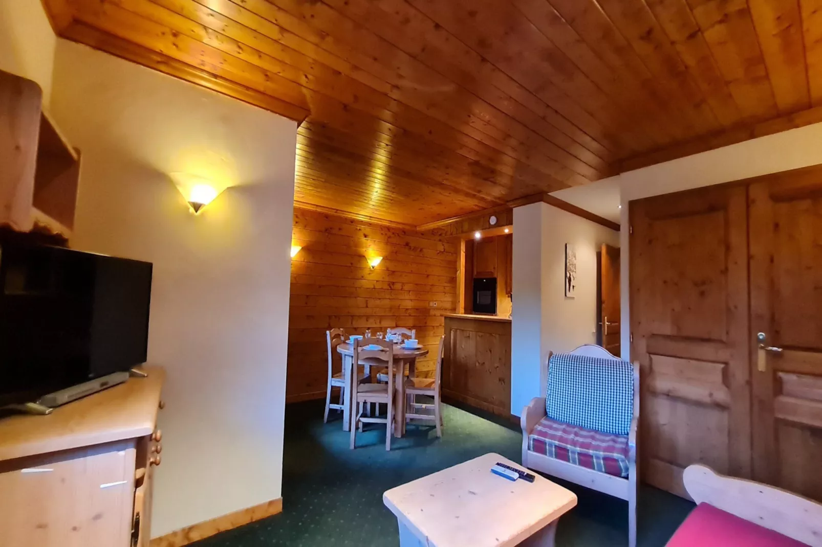 Alpina Lodge N°21 - 2P4-Living room