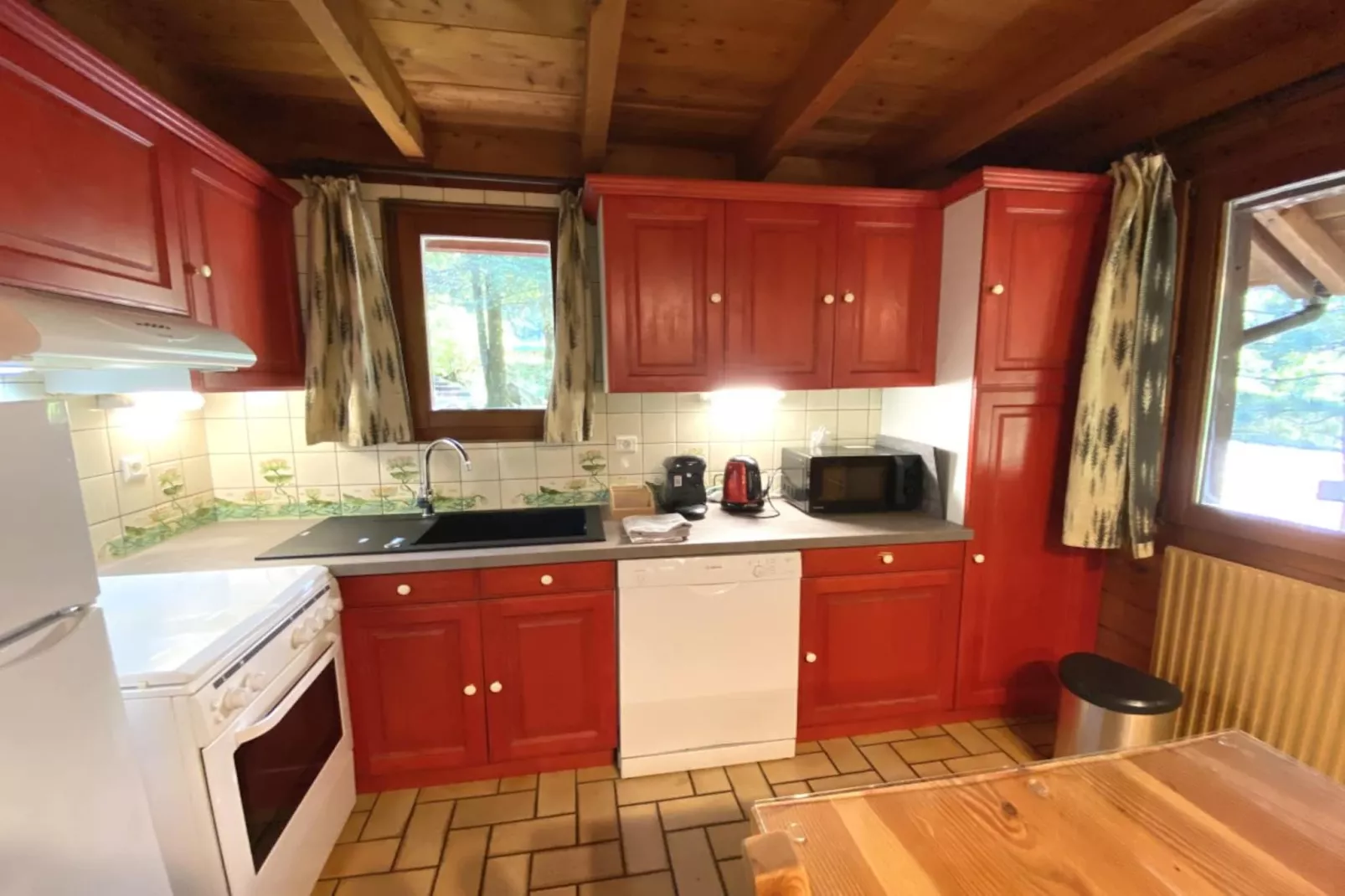 LE MONTAGNARD Chalet en bois-Kitchen