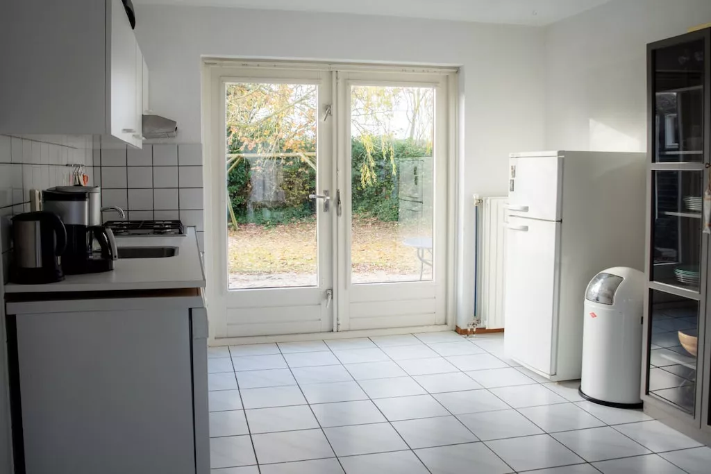 430992-Kitchen