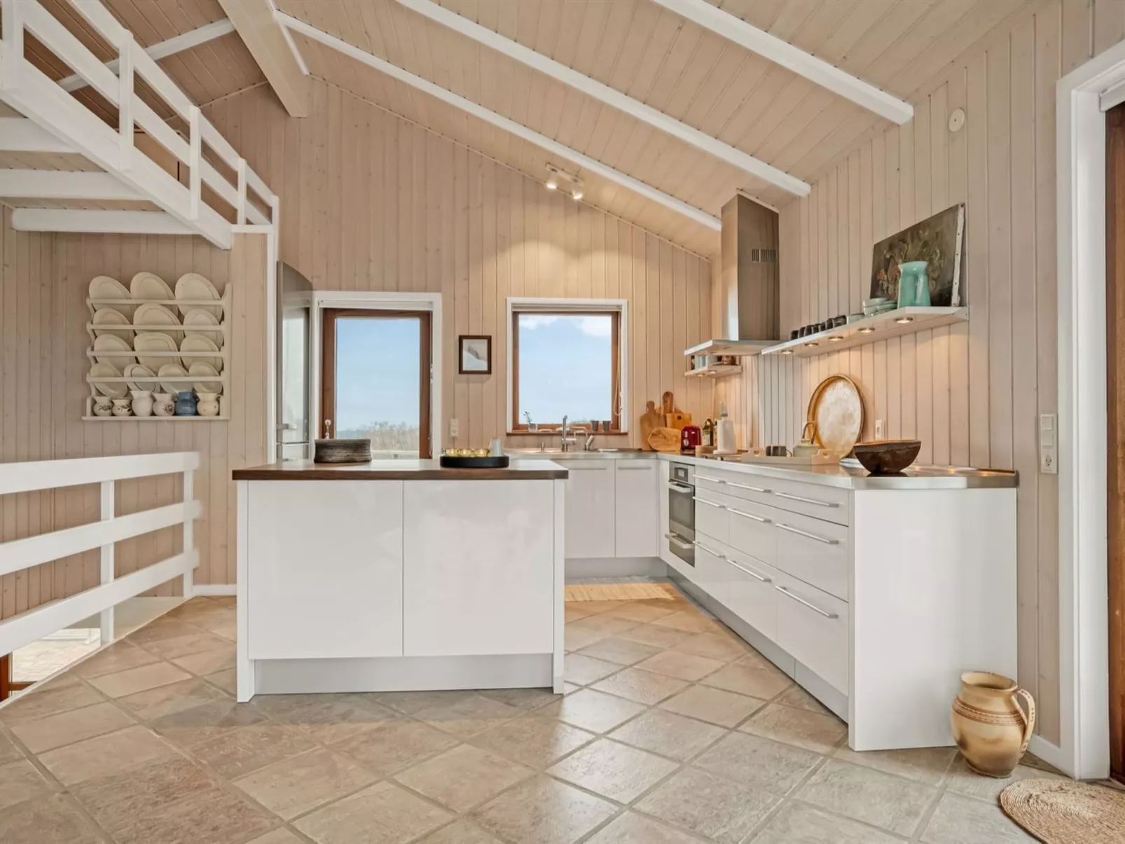 "Bjerund" - 300m from the sea-Inside