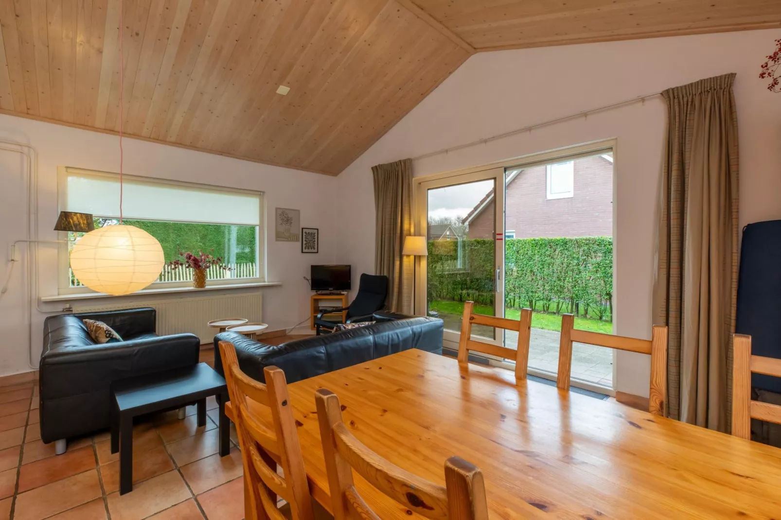 Vakantiehuis voor 6 personen  Hoge Weide 63 Oostkapelle  Dicht bij strand-Living room